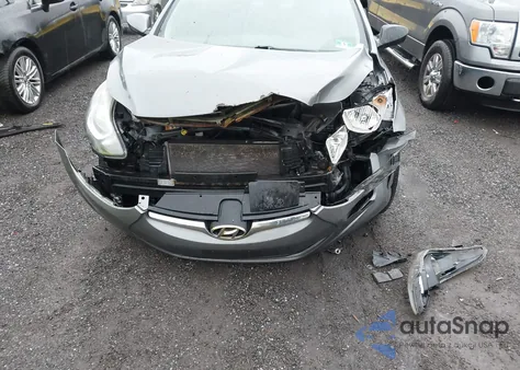 2014 Hyundai Elantra Se из США, поврежденный, VIN 5NPDH4AEXEH484345